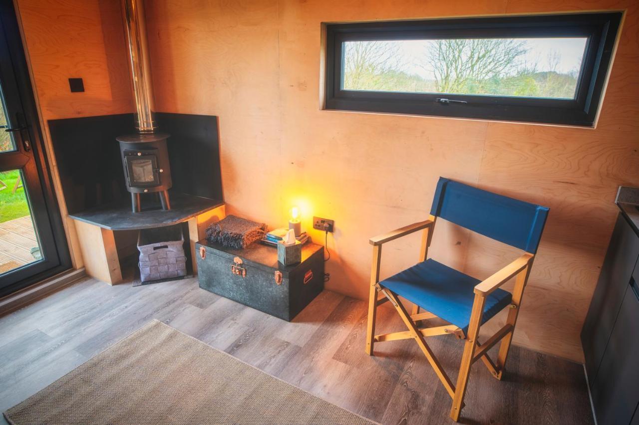 Luxury Glamping Cabin With Outdoor Bath On Cornish Flower Farm 特鲁罗 外观 照片