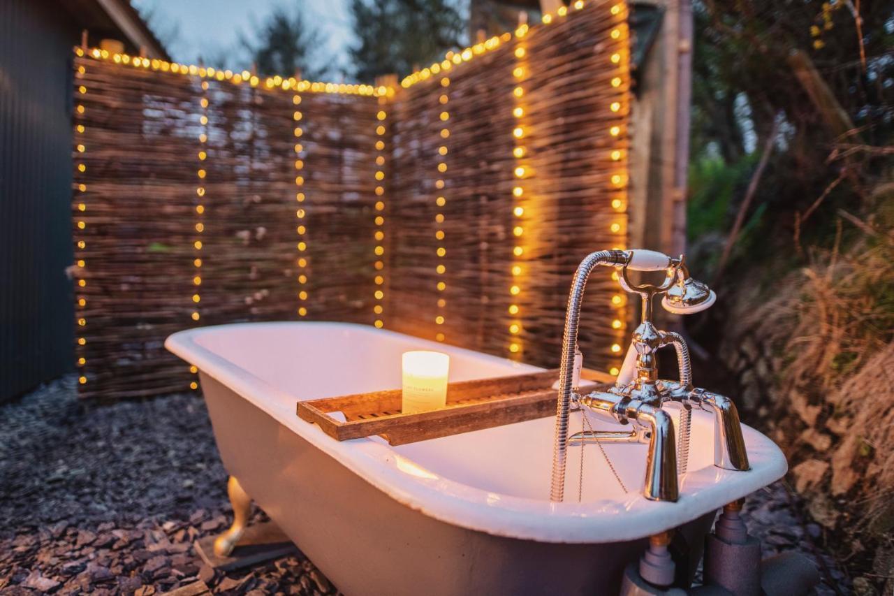 Luxury Glamping Cabin With Outdoor Bath On Cornish Flower Farm 特鲁罗 外观 照片