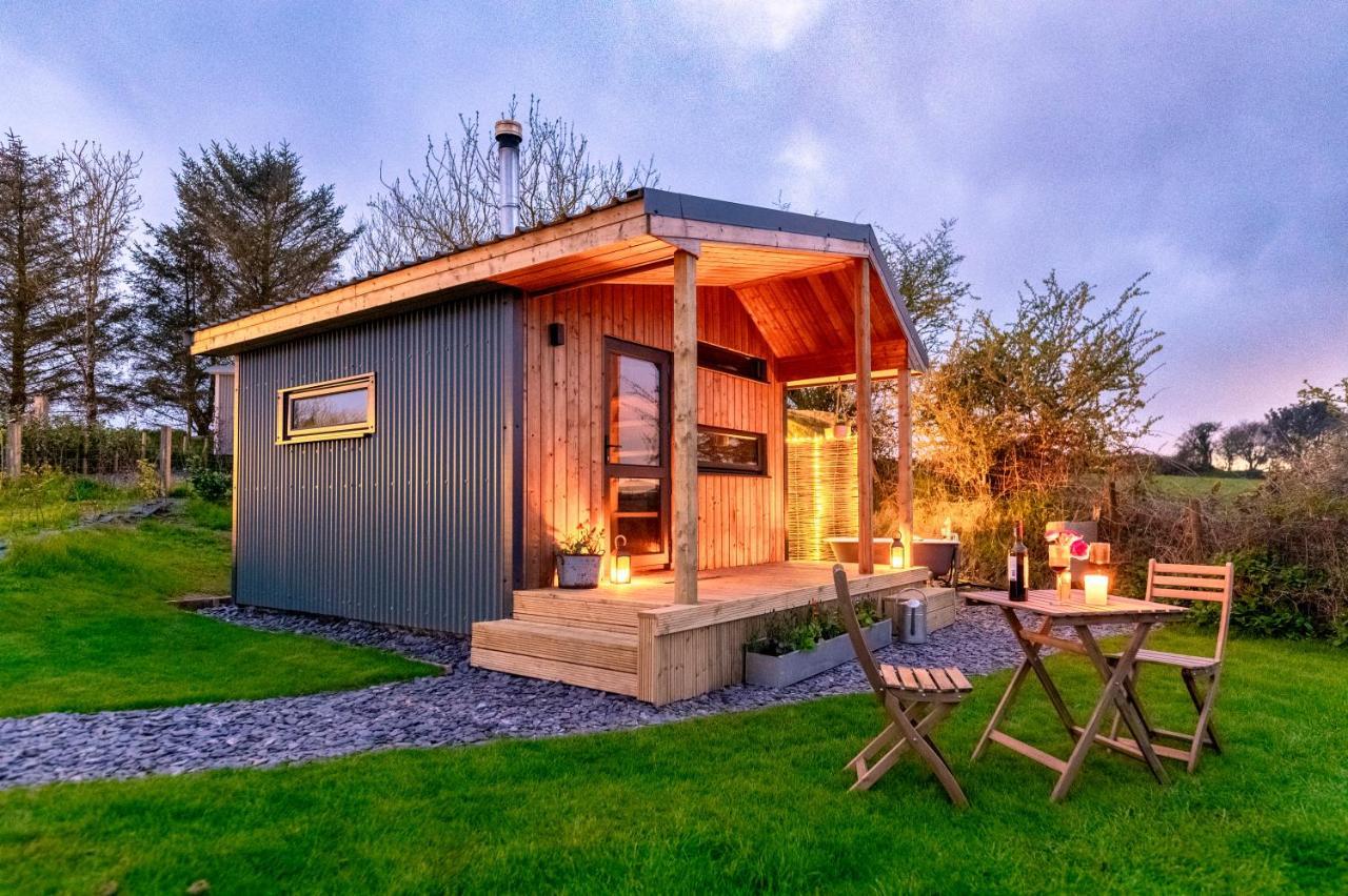Luxury Glamping Cabin With Outdoor Bath On Cornish Flower Farm 特鲁罗 外观 照片